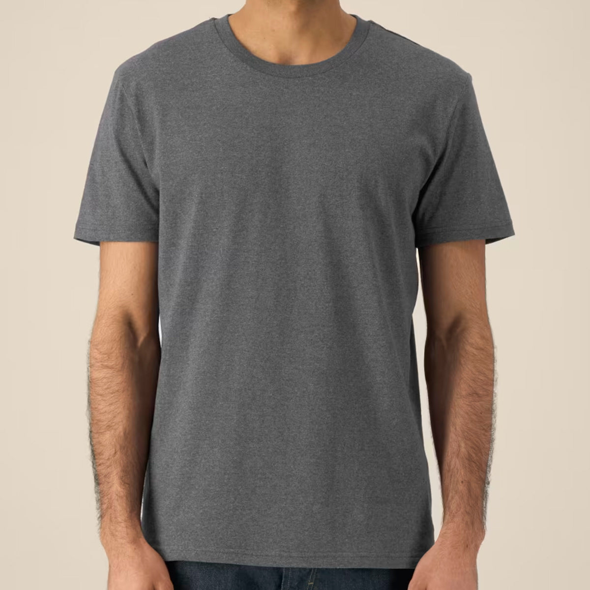 T-Shirt aus recycelter Baumwolle -Black (Unisex)