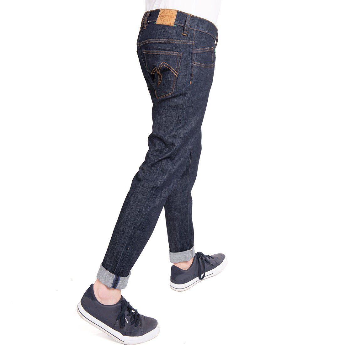 Fairjeans Bio-Jeans: Lässige Tapered Fit Herrenjeans aus Bio-Baumwolle, bequem und nachhaltig produziert