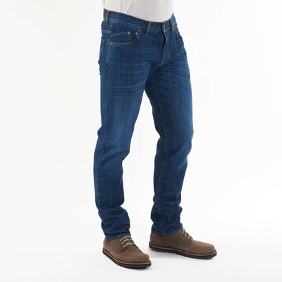 Nachhaltige Herren-Jeans von fairjeans: Regular Fit, bequeme Gerade, leichter Used-Look