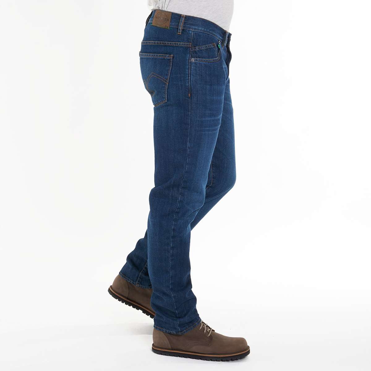 Fairjeans Bio-Jeans: Gerade Passform, leichter Used-Look, 100% Bio-Baumwolle, ohne Elasthan